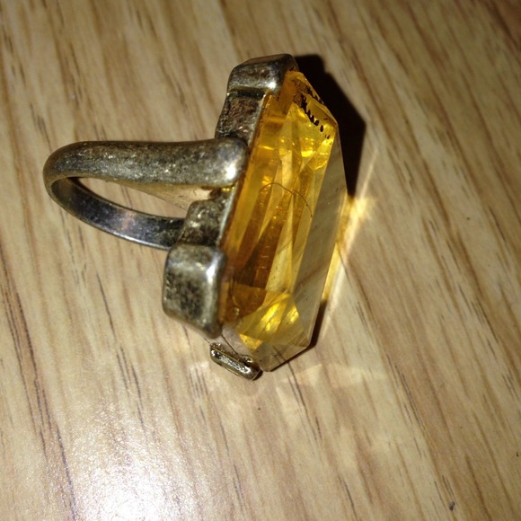 BRAND NEW>> - Picture 2 of 3