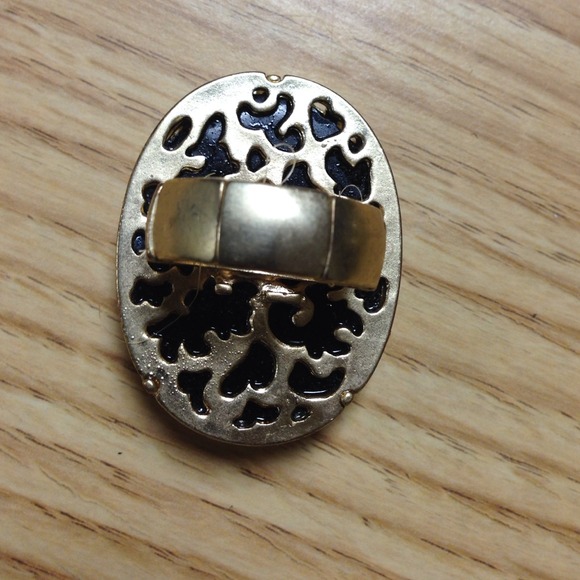 Brand new> > - Picture 2 of 3