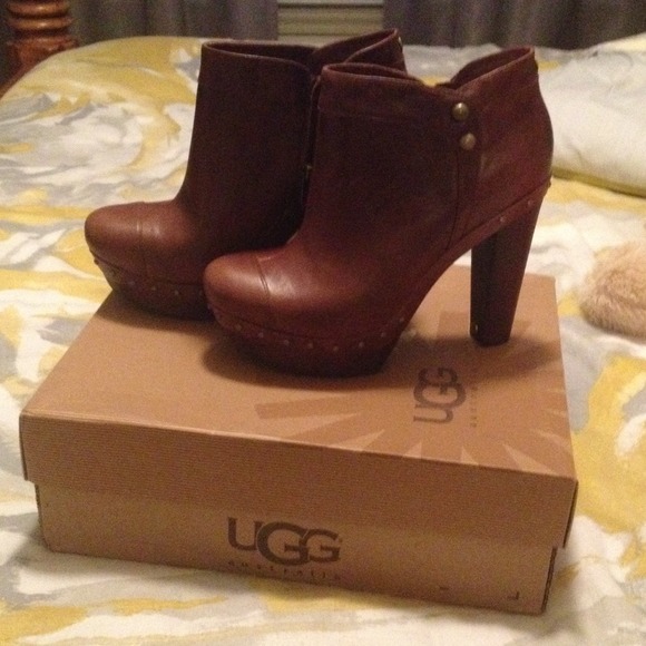 Size 11 UGG Booties...On Hold til next Friday