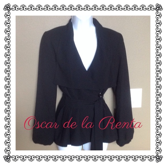 Oscar de la Renta Jackets & Blazers - 🍃💖Oscar de la Renta Bracelet Sleeve Trench