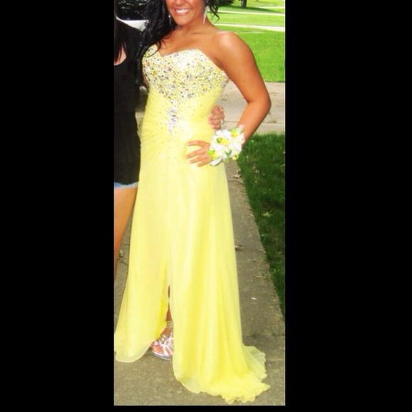 Prom/ homecoming dress SIZE 8