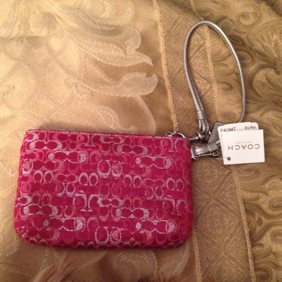 NWT Coach Wristlet (authentic)
