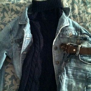 Black long turtleneck sweater