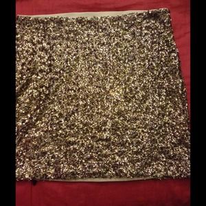 Holiday 💁💁🎉🎉Sequin Mini Skirt