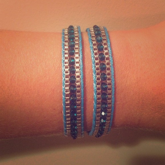 blue beaded bracelet