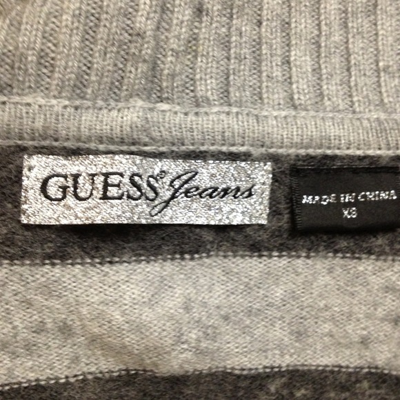 GUESS knit sweatshirt - Picture 3 of 3