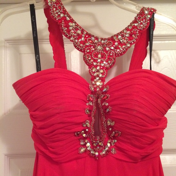 Prom Dress - Picture 2 of 4