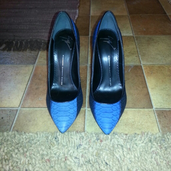 *NOT FOR SALE....JUST SHARING...SORRY:-(