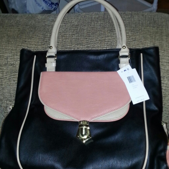 SOLD OFFLINE■■ Steve Madden XL tote