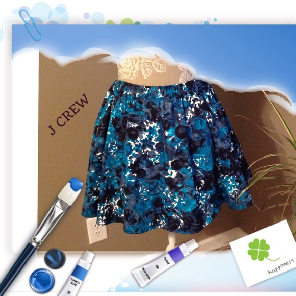 #278   🌺J. CREW SKATER SKIRT🌺 - Picture 2 of 3