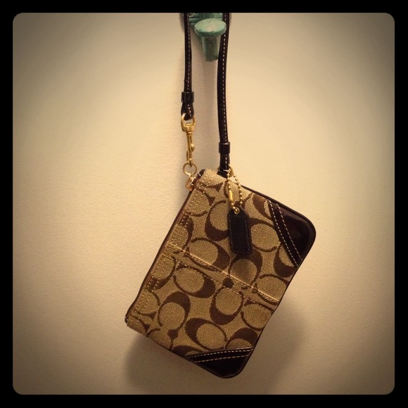 Brand new, never used Coach wristlet