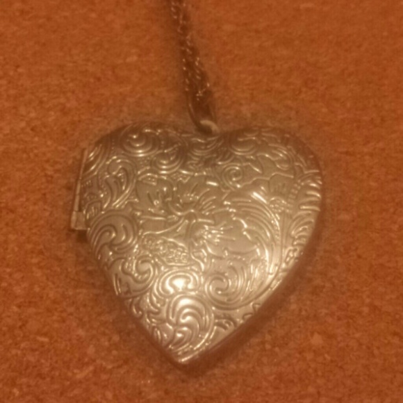 Silver heart locket