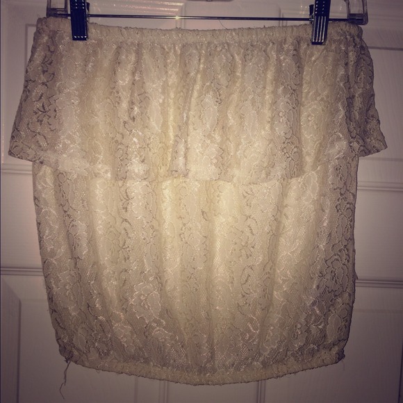 ❌SOLD❌Lace Tube Top