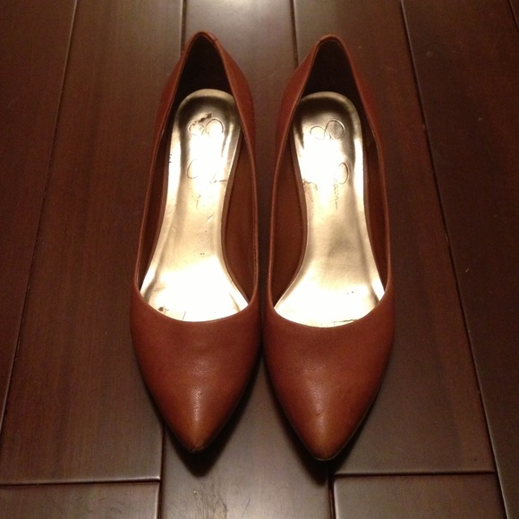 Camel colored leather kitten heels