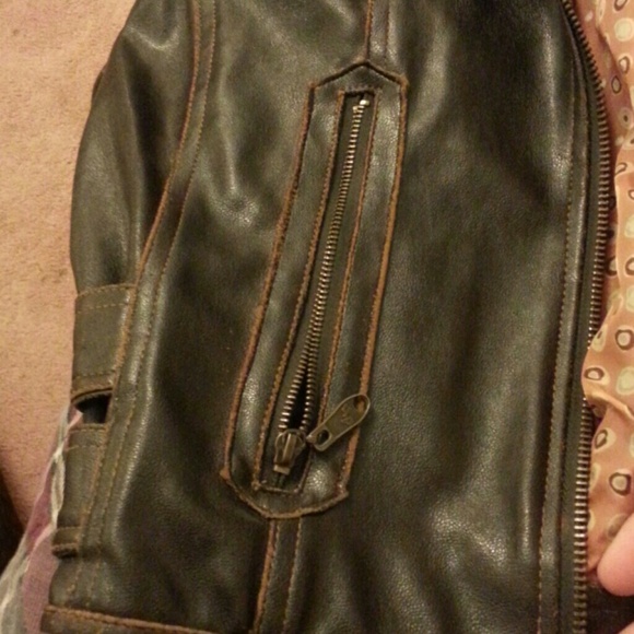 Black faux leather jacket - Picture 3 of 4