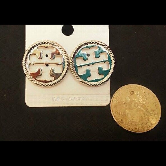 Tory burch earrings (inspired)