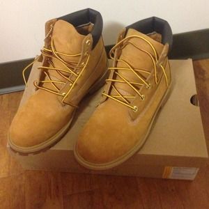 Timberland Wheats Size 5 in Juniors!