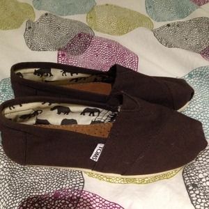 TOMS Brown Canvas Classics
