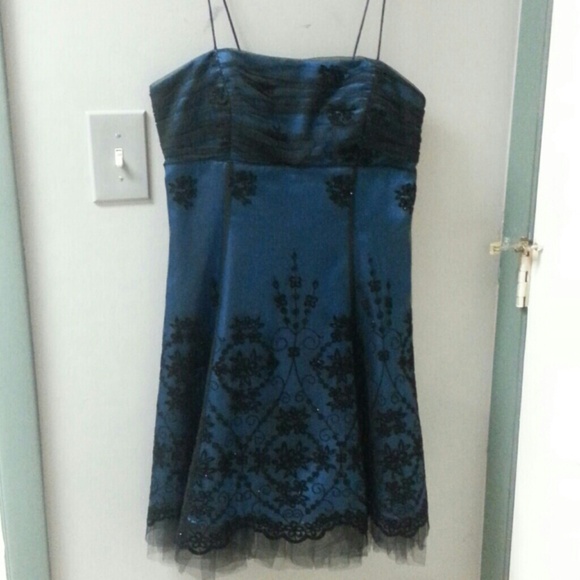 *PRICE REDUCTION* Homecoming style Dress