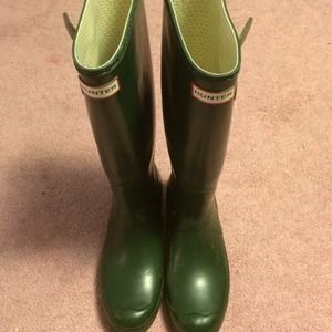 On hold Tall Hunter boots