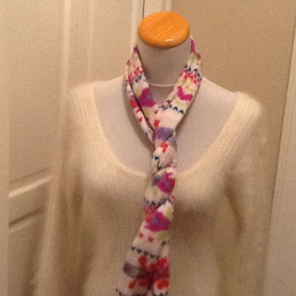 CASHMERE? ANYONE? ❄️❄️❄️❄️ - Picture 2 of 3