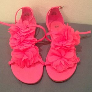 H&M Bright Pink Sandals with Flower Petal Details
