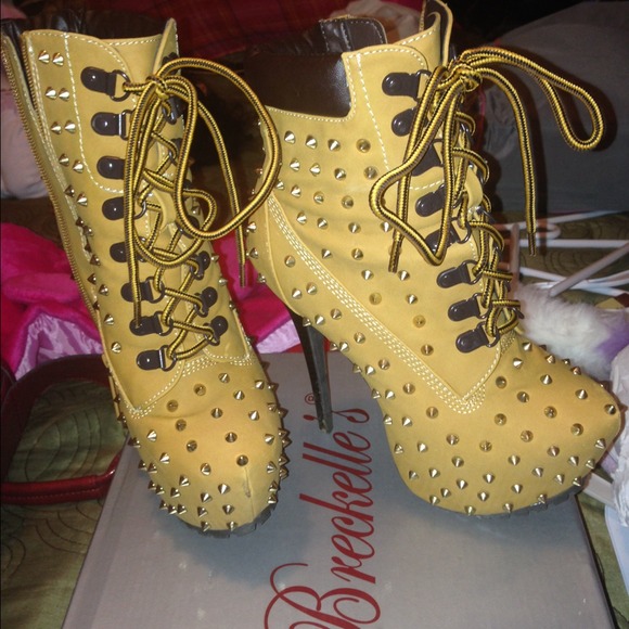 Sold!! - Picture 3 of 4