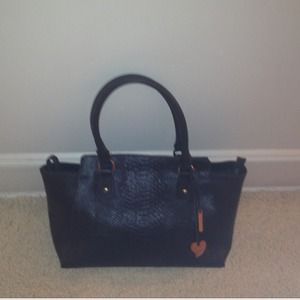 Cuore & Pelle Bags - 💯Authentic Cuore and Pellle MUSETTE CARRYALL TOTE Cuore & Pelle Bags - 💯Authentic Cuore and Pellle MUSETTE CARRYALL TOTE