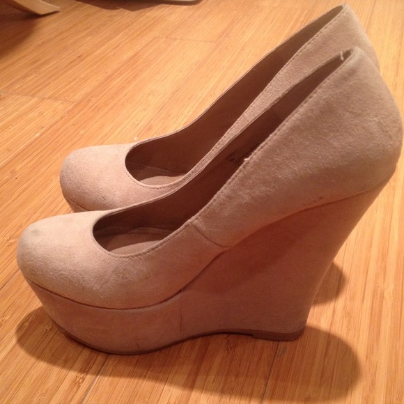 Steve Madden heels - Picture 2 of 2