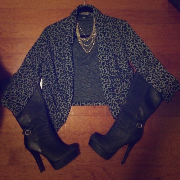 ❌🚫SOLD⭕️❌Leopard print blazer