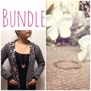 🌸Bundle🌸Reversible hoodie with thumb holes