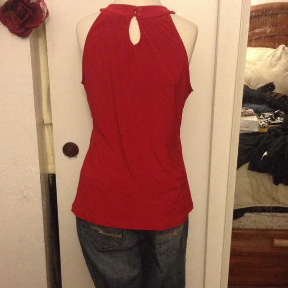 D,E,A Red  beautiful Stretch sleeveless Top - Picture 3 of 4
