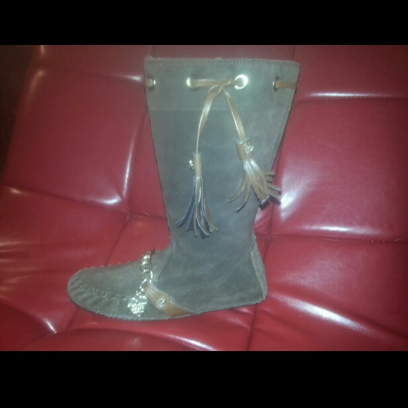 Juicy couture sale boots womens size 5.5