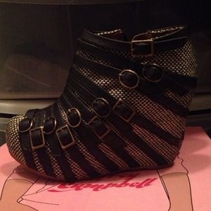 Jeffrey Campbell One-O-One Wedges