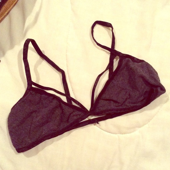 🔺SOLD🔺Dark grey bralette