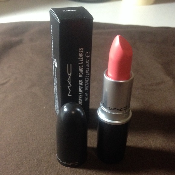 💯Authentic MAC Flamingo lipstick