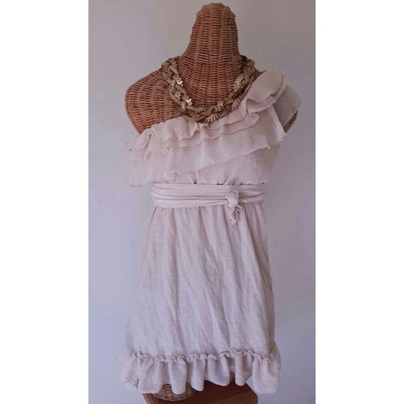 Host Pick!! Nude ruffle one shoulder dress: SOLD - Picture 2 of 4