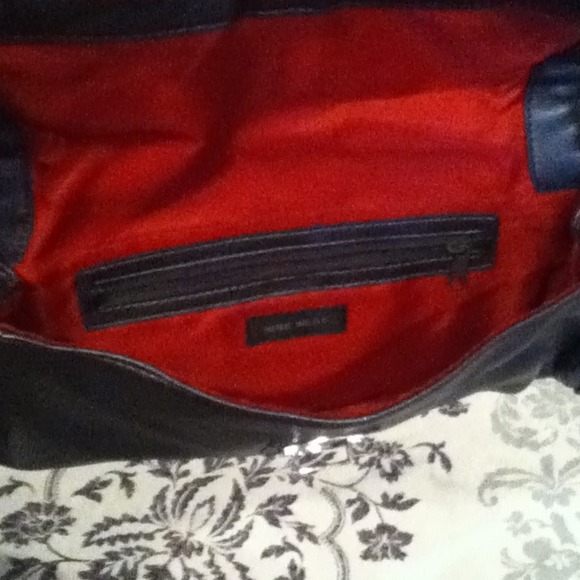 💐Clutche - Picture 3 of 4