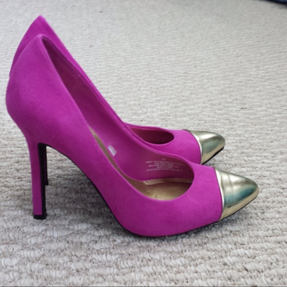 Pink High Heels - Picture 4 of 4