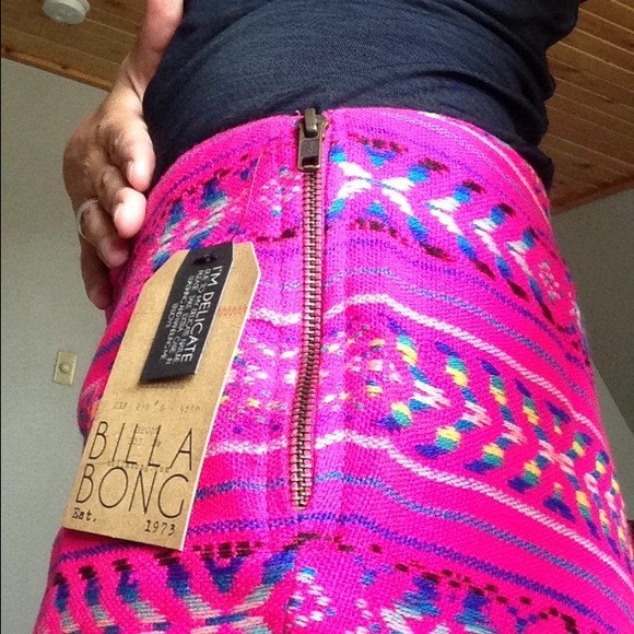 Billabong Step Outside Woven Short - Picture 2 of 4