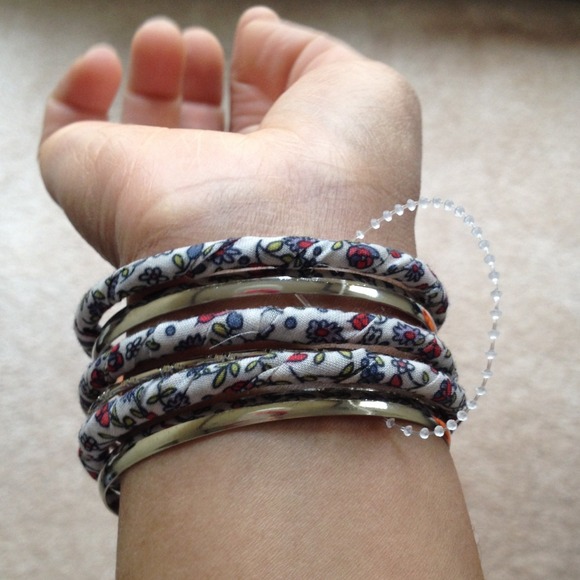 Bracelet - Picture 4 of 4
