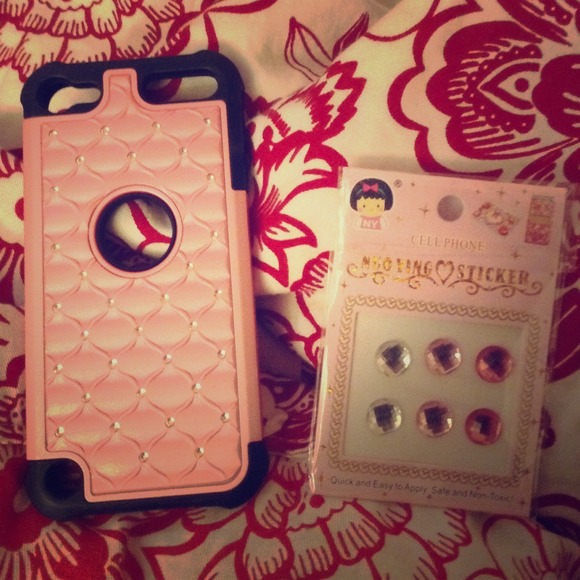 Cute Pink iPod Touch 5th Gen. Case w/ Button Cover - Picture 1 of 2