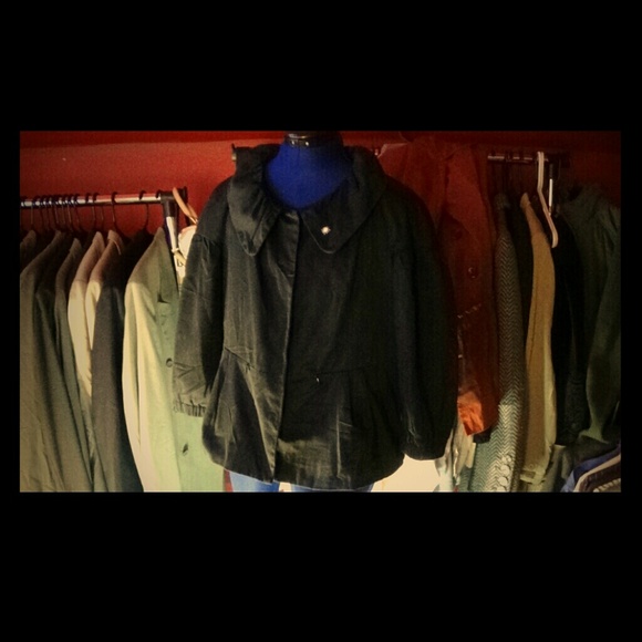 Elle french vintage black coat