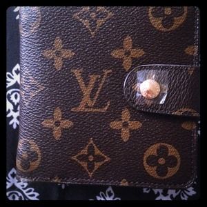 LV wallet