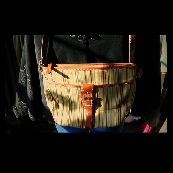 Etienne aigner authentic vintage handbag