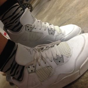 🐯SOLD🐯 Jordan 4's