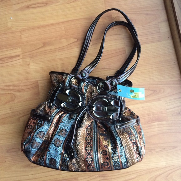 Brand New Kathy. An Zeeland purse👜👜