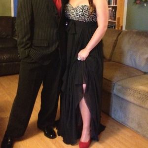 Black Sweetheart Prom dress