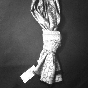 michael kors reversible scarf