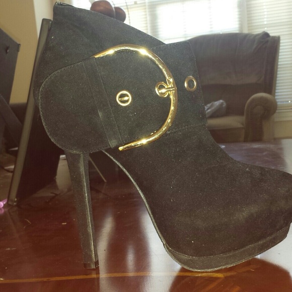Sexy low booties